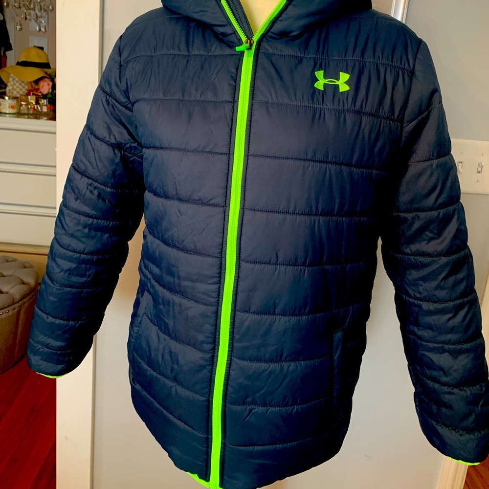 Underamour young men’s jacket